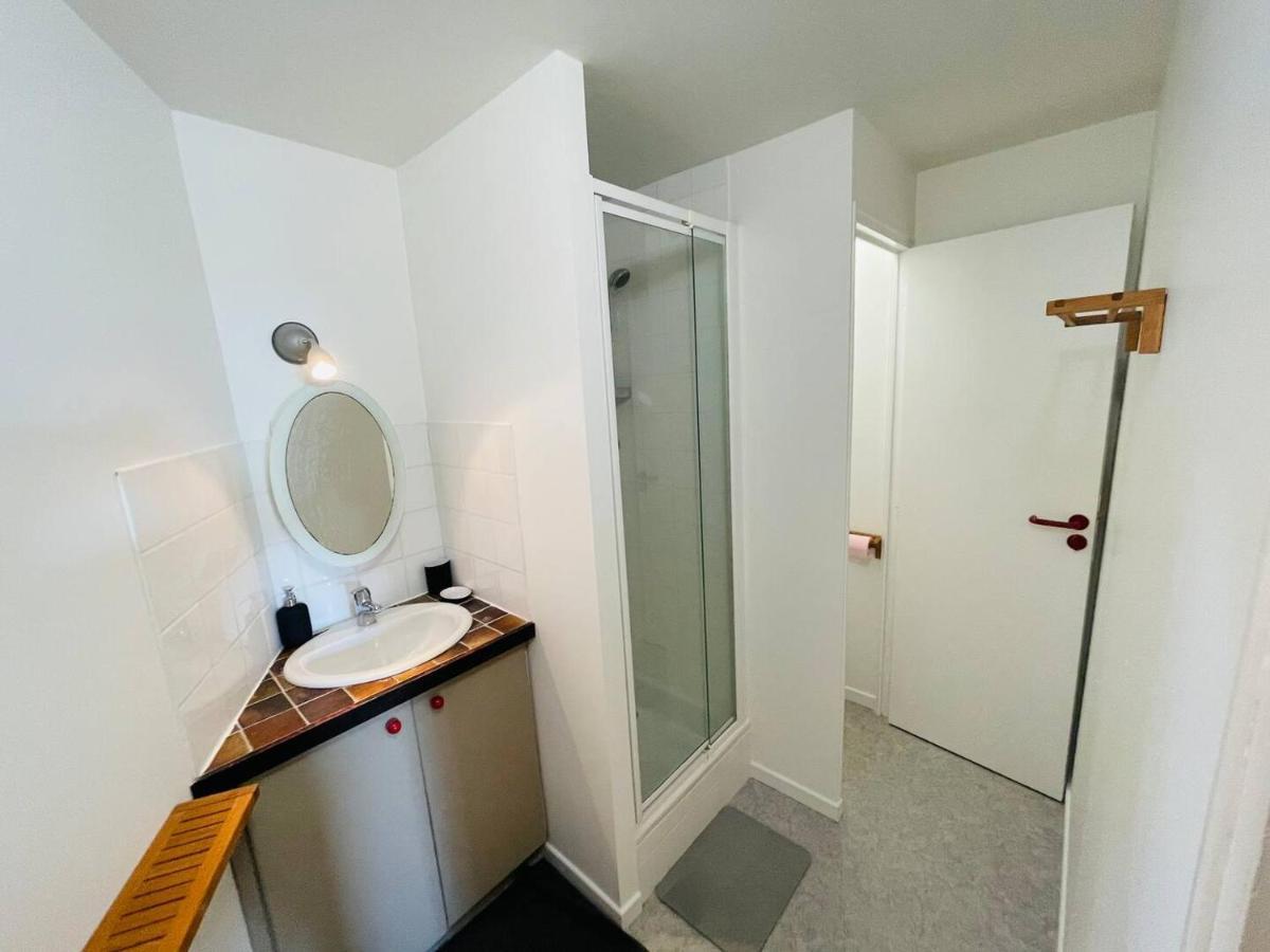 Maison Au Calme Pour 5 Personnes La Chapelle-de-Brain 外观 照片